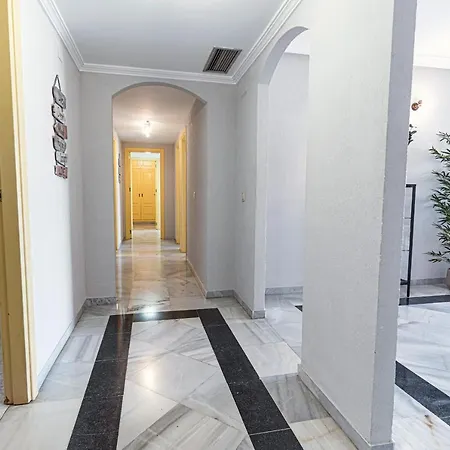 Apartment Sunny Coastal In Nueva Andalucia Close To Prestigious Puerto Banus *