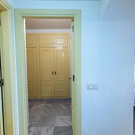 Sunny Coastal In Nueva Andalucia Close To Prestigious Puerto Banus * Marbella
