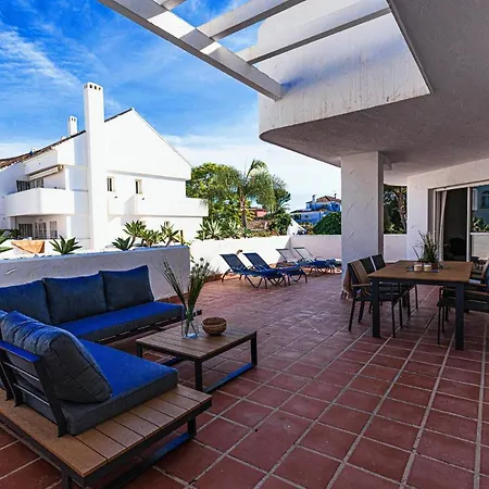 Sunny Coastal In Nueva Andalucia Close To Prestigious Puerto Banus * Marbella