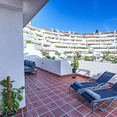 Sunny Coastal In Nueva Andalucia Close To Prestigious Puerto Banus * Marbella