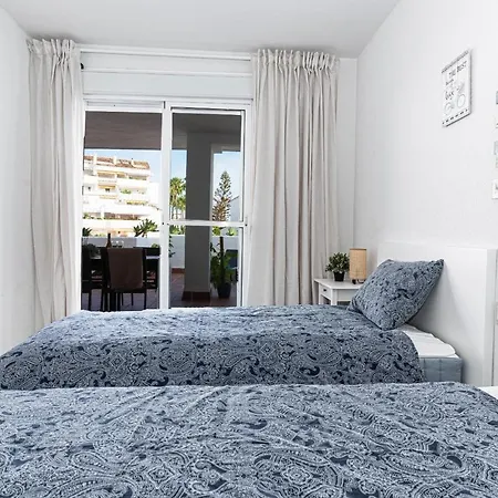 Apartment Sunny Coastal In Nueva Andalucia Close To Prestigious Puerto Banus *