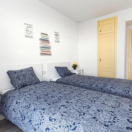 Apartment Sunny Coastal In Nueva Andalucia Close To Prestigious Puerto Banus *