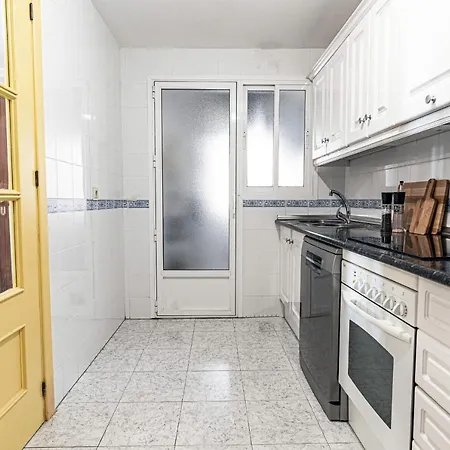 Apartment Sunny Coastal In Nueva Andalucia Close To Prestigious Puerto Banus
