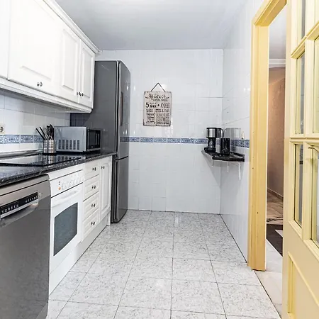 Apartment Sunny Coastal In Nueva Andalucia Close To Prestigious Puerto Banus